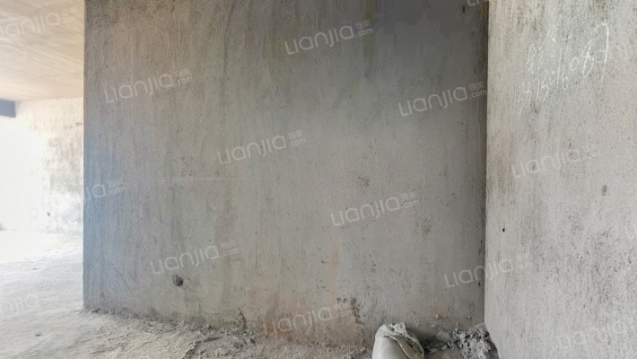 裕隆国际二手房实景图