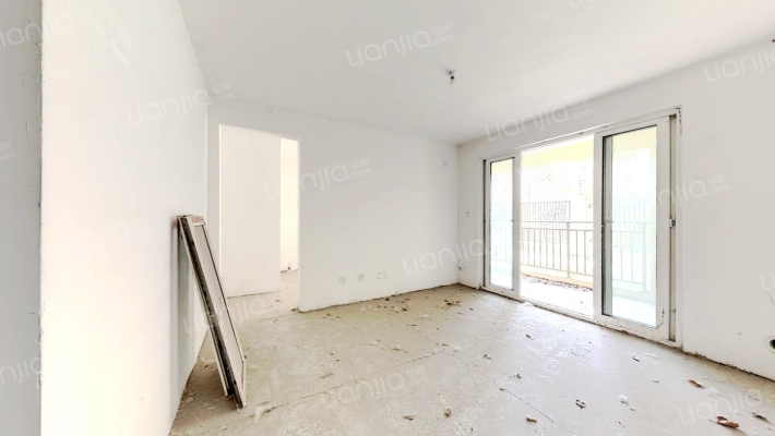 吾悦华府一期二手房实景图