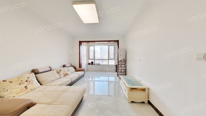 亿达第一郡二手房实景图