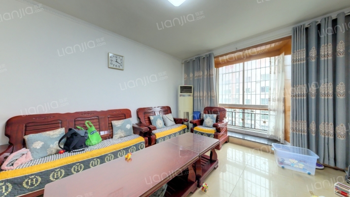 百家花园二手房实景图