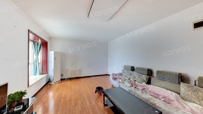 红专路生活小区(南小院)二手房实景图