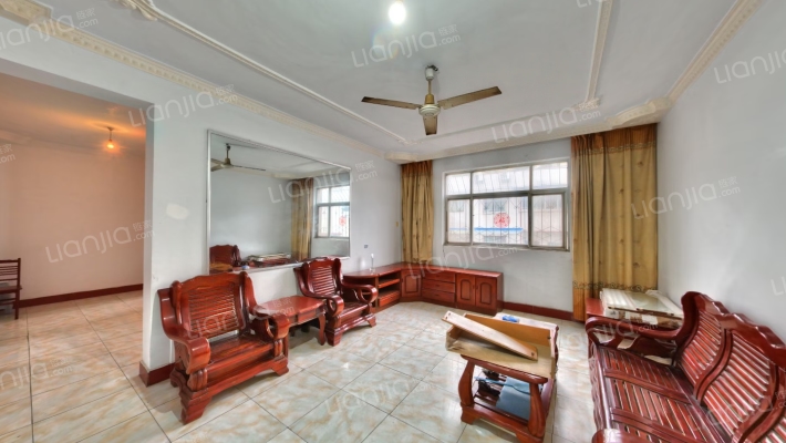 乡镇企业局家属院二手房实景图