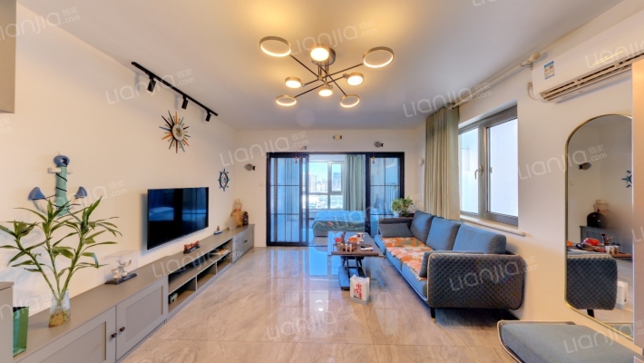 后现代城C区二手房实景图