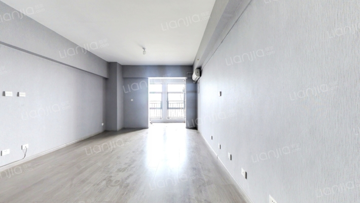 新合作广场二手房实景图