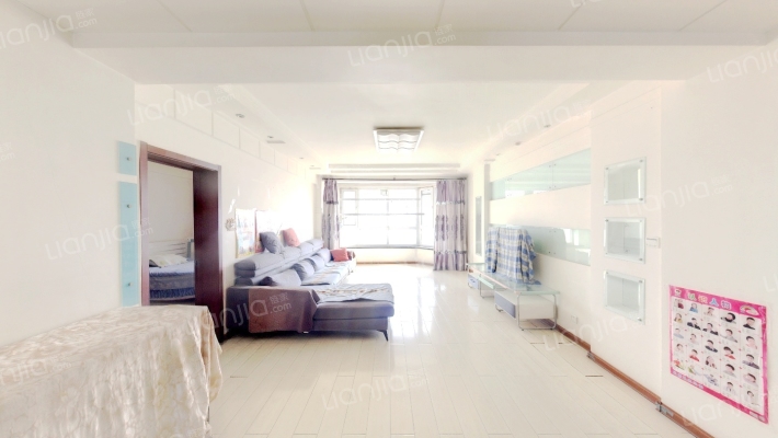 鸿城西域二手房实景图