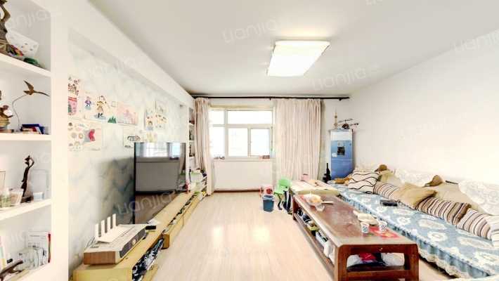 中建大厦二手房实景图