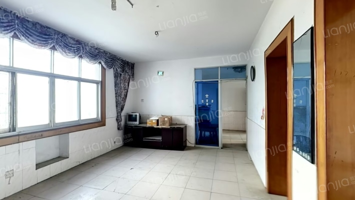 湖南天润化工东风湖生活区二手房实景图