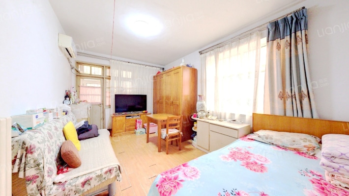 德平路二手房实景图