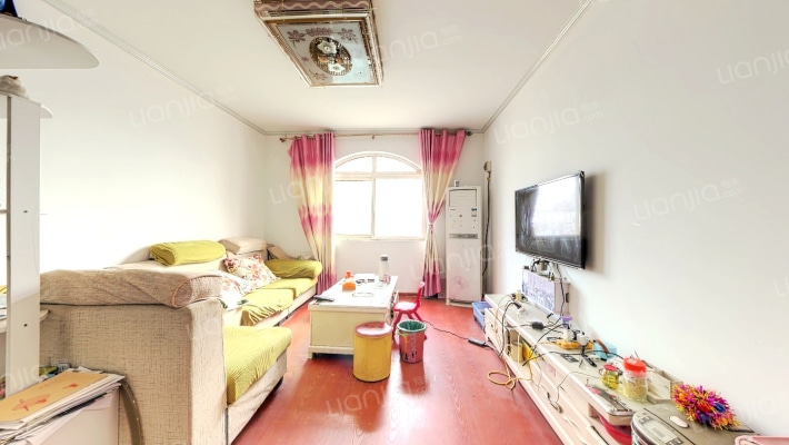 鸿宝新村二手房实景图