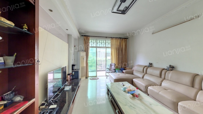 骏豪雅苑二手房实景图