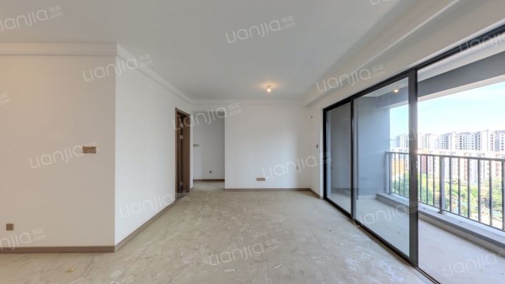 南昌旭辉中心C区二手房实景图