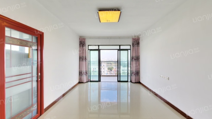 誉港湾花园二手房实景图