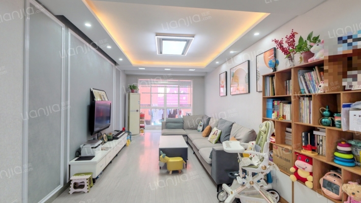 娱乐公寓小区二手房实景图