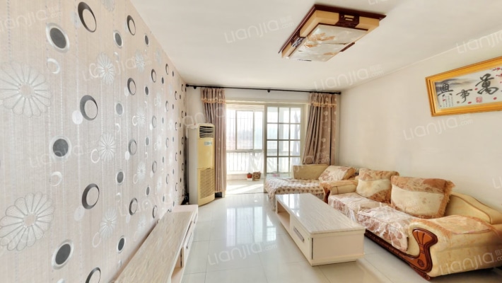 军怡家园二手房实景图