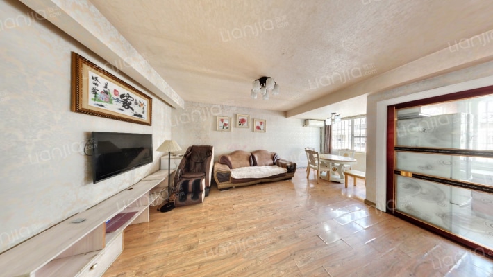 日出东方二手房实景图