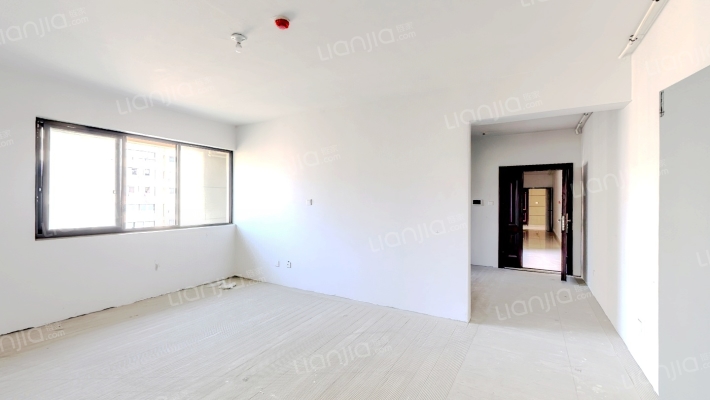 罗西住宅区十四组团二手房实景图