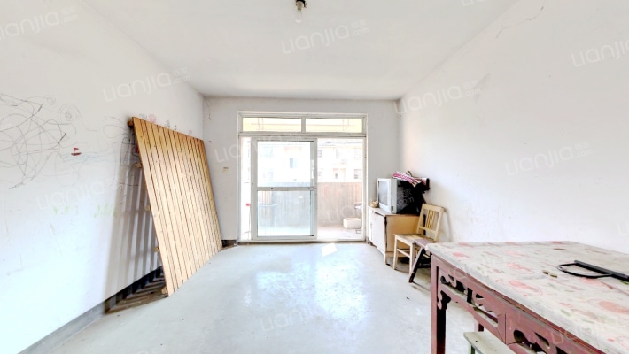 亚澳花苑二手房实景图