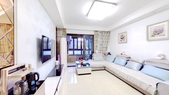 蓝海花园小区二手房实景图