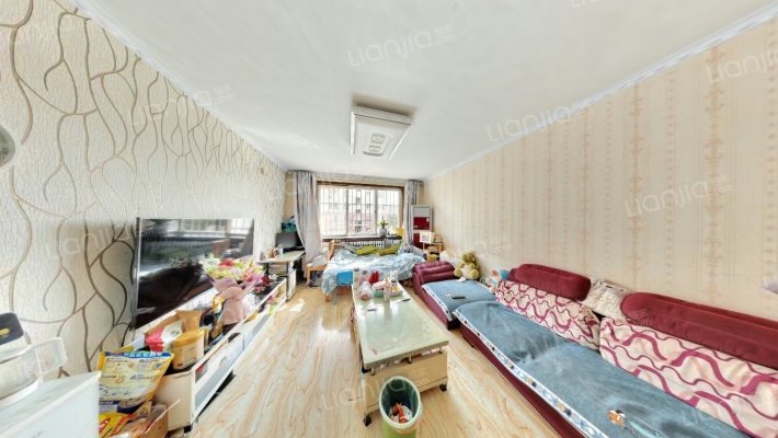 新港花园二手房实景图