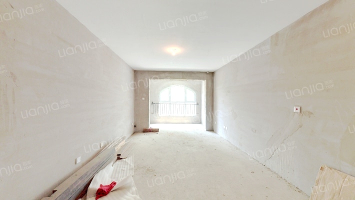 鸿坤罗纳河谷二手房实景图