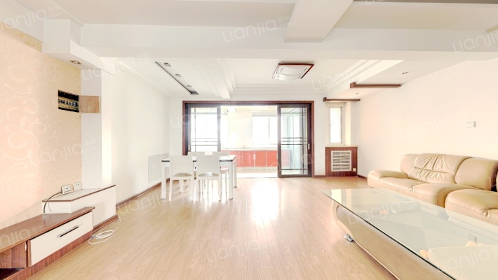 新世界花园二手房实景图