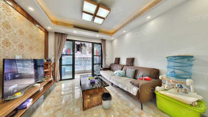 中熙香缤山二手房实景图