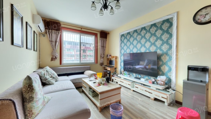 莲花6组二手房实景图