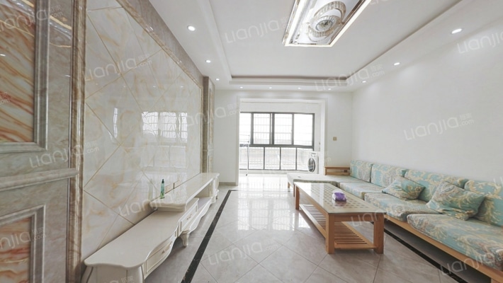 华鹏东岸小区二手房实景图