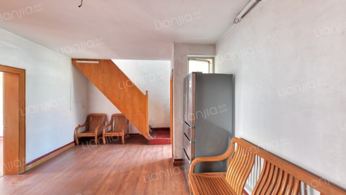 学田南苑二手房实景图