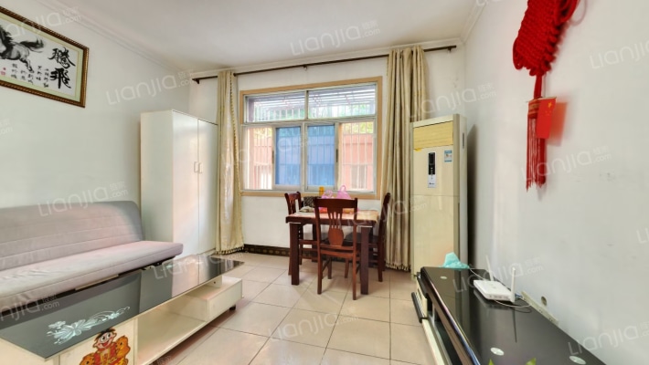 龙华路18号二手房实景图