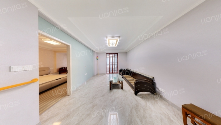 和鑫花园一村二手房实景图