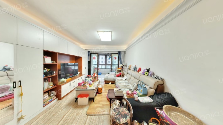 吉田国际广场二手房实景图