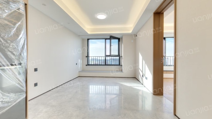 中建学府印悦三期二手房实景图