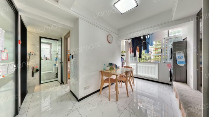 泽润华庭二手房实景图