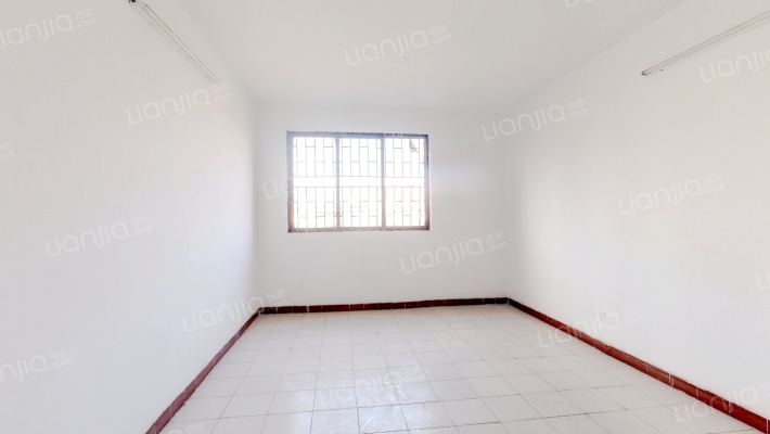 长青东街二手房实景图