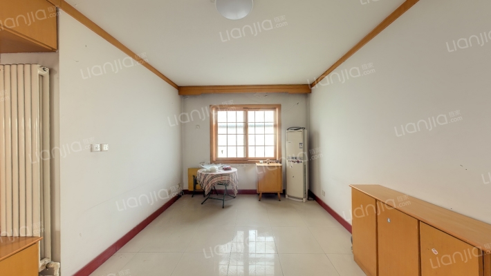 南阳路99号院二手房实景图