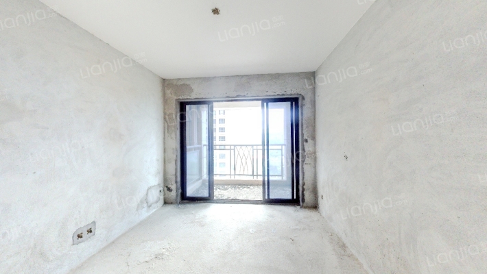 优越温泉郡二手房实景图