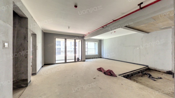 建发央著二手房实景图