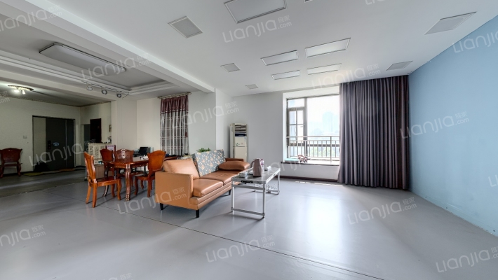 翡翠城二期二手房实景图