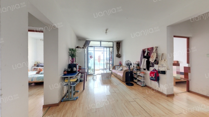 鸿徽苑二手房实景图