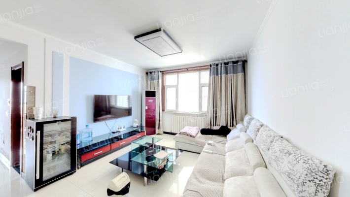 白金公寓二手房实景图