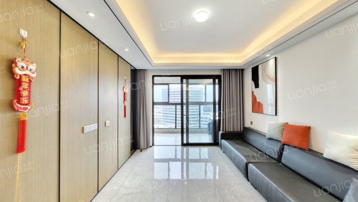 中海凤熙名邸二手房实景图