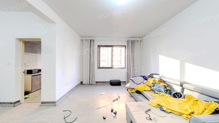 张溇小区中谭园二手房实景图