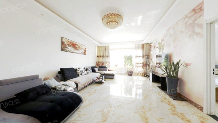 本钢新城佳园二手房实景图