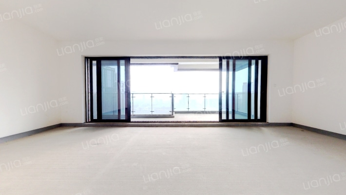 卡地亚花园城蔚蓝轩B区二手房实景图