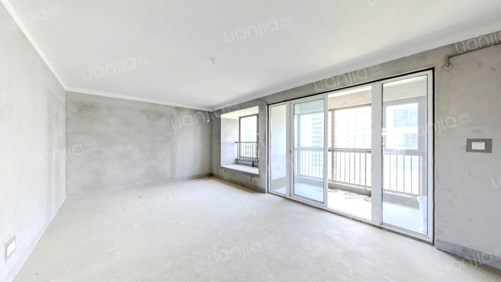 红星天铂二手房实景图