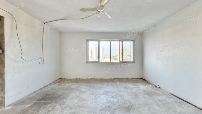 宏宙花园二手房实景图