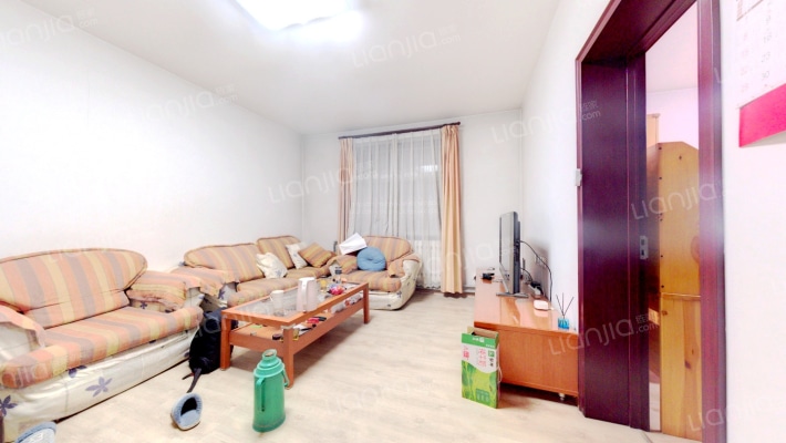 鑫泉花园东区二手房实景图