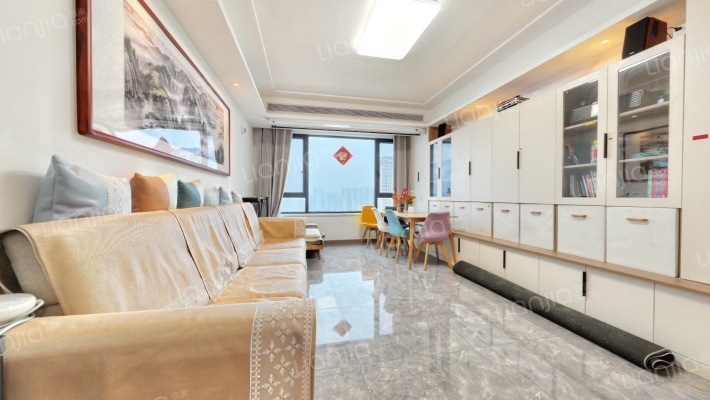 卓越坊二手房实景图