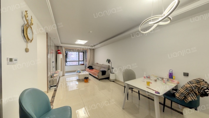 东部美的城二手房实景图